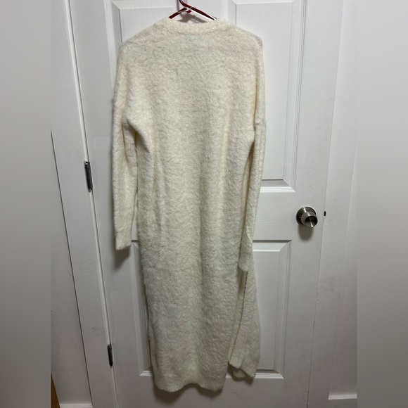 Ruby Moon Soft Cream Knitwear - Picture 7 of 7